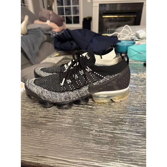 Nike Air Vapormax 2 Flyknit Orca Sneaker Running Shoe sz 9.5 EUC main image 8